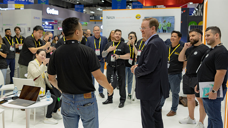 Hinen Debuts A Series All-in-One RESS at All Energy Australia and Seals New Distributor Partnership